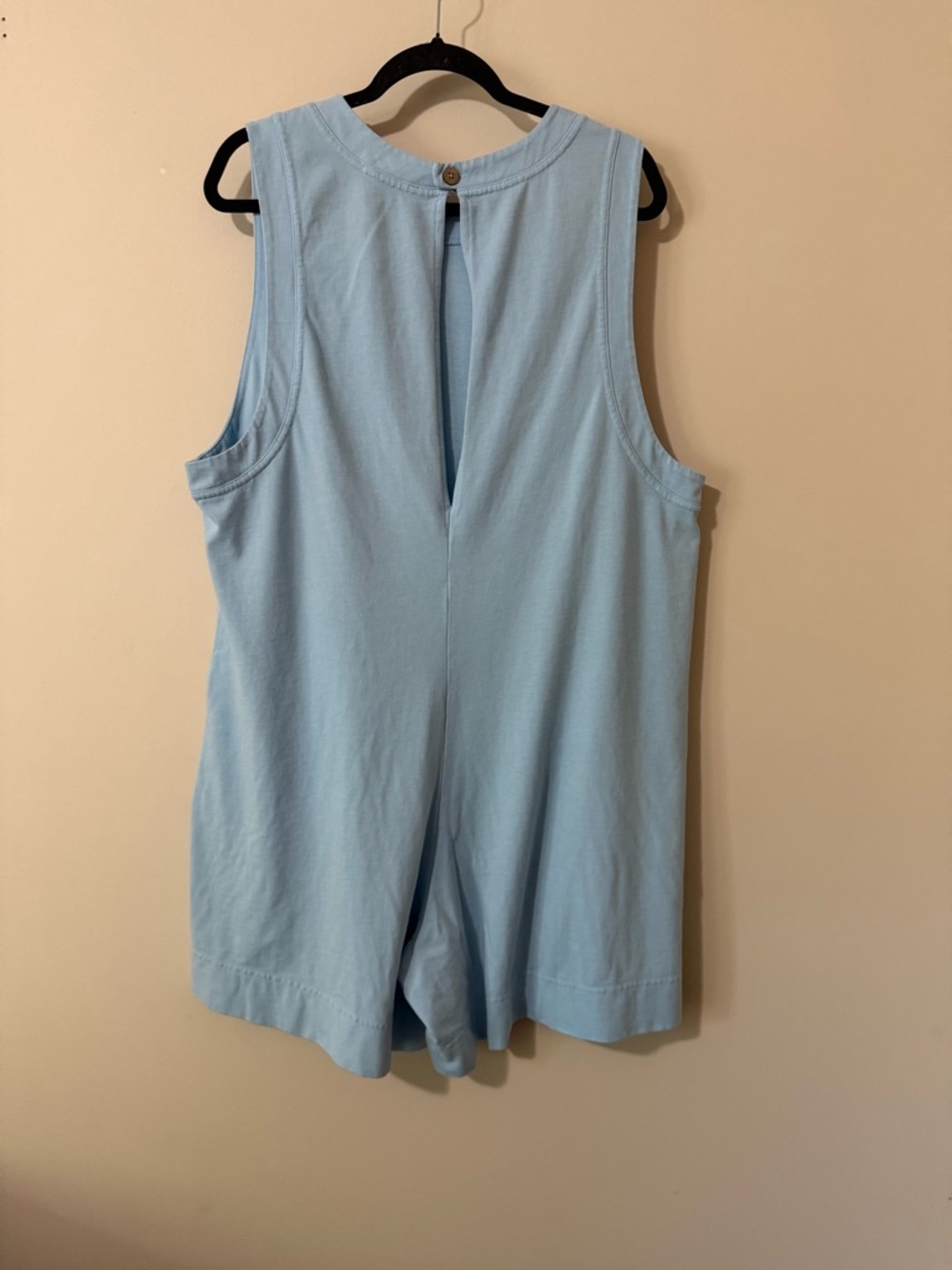 Light Blue Sleeveless Romper with Pockets. PTP 24. Never Worn. - Picture 4 of 6